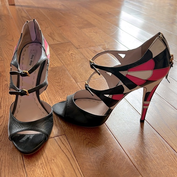 Miu Miu Shoes - Picture 1 of 8